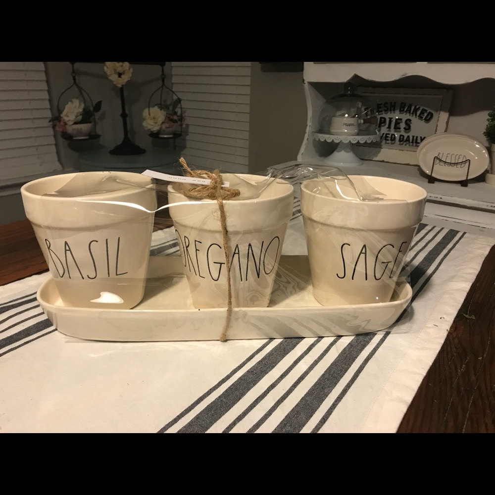 Rae Dunn Set